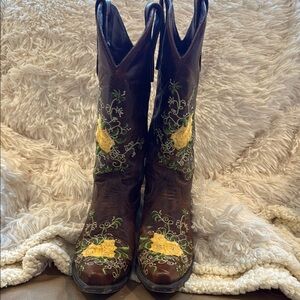 LANE Brown and Yellow Heeled Boots with YELLOW ROSE Design